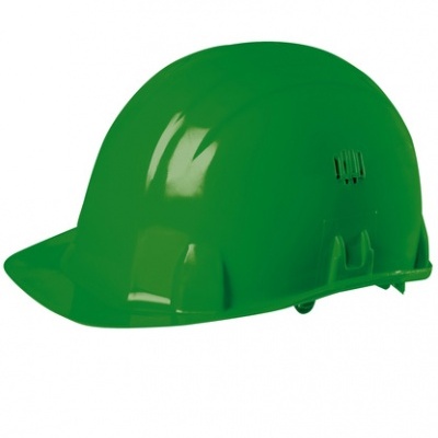 Capacete de segurança verde para construção em fundo branco