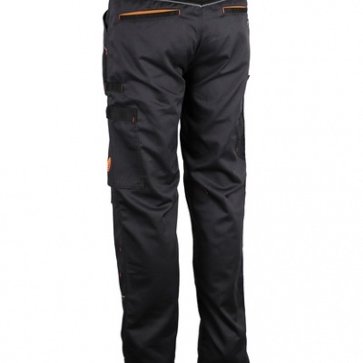 Calças de trabalho pretas com detalhes laranja e múltiplos bolsos