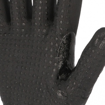 Luvas pretas emborrachadas com textura pontilhada