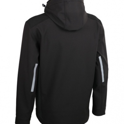 Casaco preto com capuz e detalhes refletivos