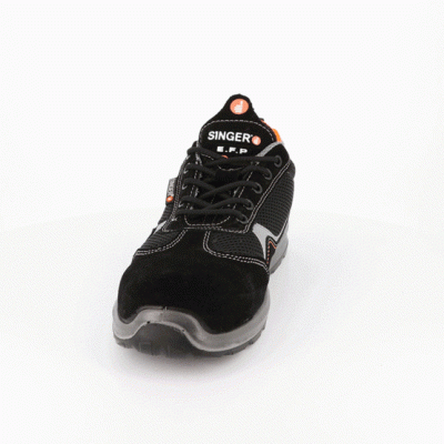 Ténis de segurança pretos com detalhes laranja e brancos da marca SINGER E.F.P.