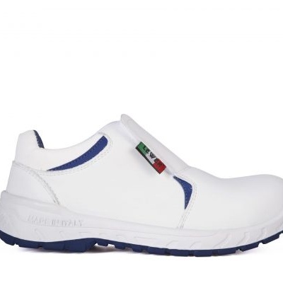 Ténis de segurança branco com sola azul em fundo branco