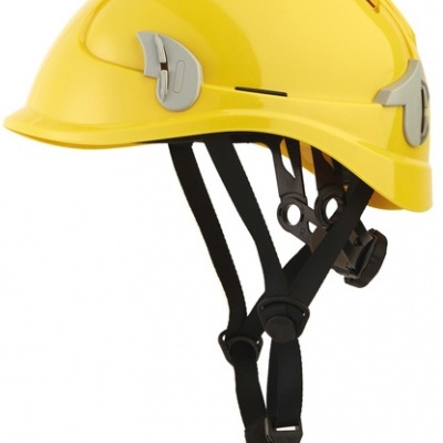 Capacete de segurança amarelo com arnês preto e fivela vermelha