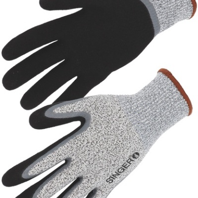 Luvas de proteção SINGER cinza e preta com textura tricotada e palma antiderrapante