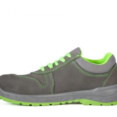 Ténis de segurança cinza e verde com atacadores e sola verdes