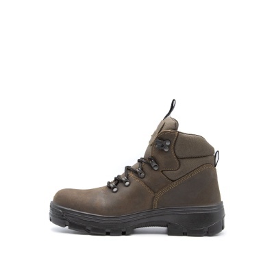 Bota de segurança castanha em couro com sola preta e atacadores pretos