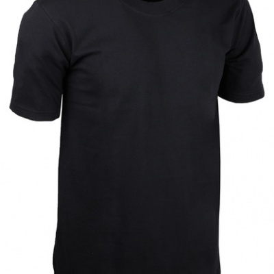 Camiseta preta básica de manga curta com detalhe laranja na gola