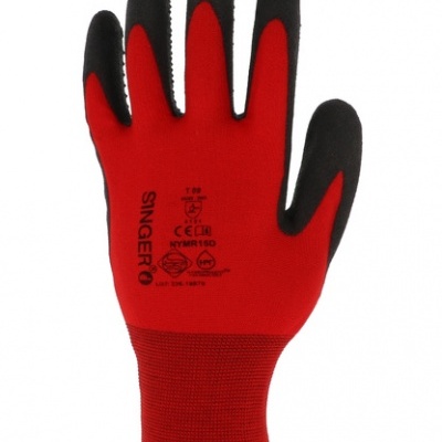 Luva de proteção vermelha e preta da marca SINGER com texto impressos.