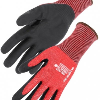 Luvas de proteção vermelhas e pretas com texto 'PRO-2120 SINGER'