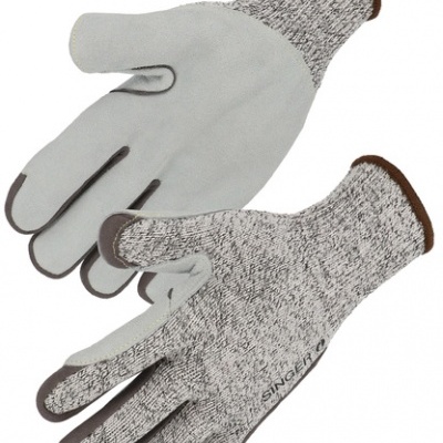 Par de luvas de proteção cinzentas com palma cinza e padrão malhado no dorso