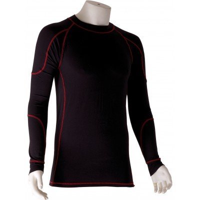 Camisola térmica preta com costuras vermelhas em manequim