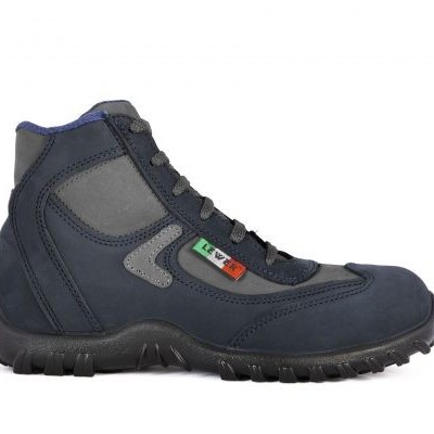 Bota de trabalho azul e cinzenta com sola preta e etiqueta da bandeira italiana