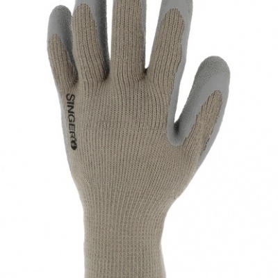 Luva de trabalho cinza com revestimento nas pontas dos dedos e escrita 'SINGER'