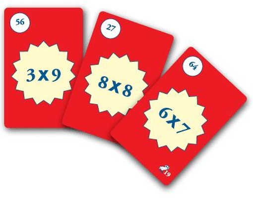 Tabuada da multiplicação - Jogos Matemáticos Três cartas de jogo vermelhas com expressões matemáticas e números