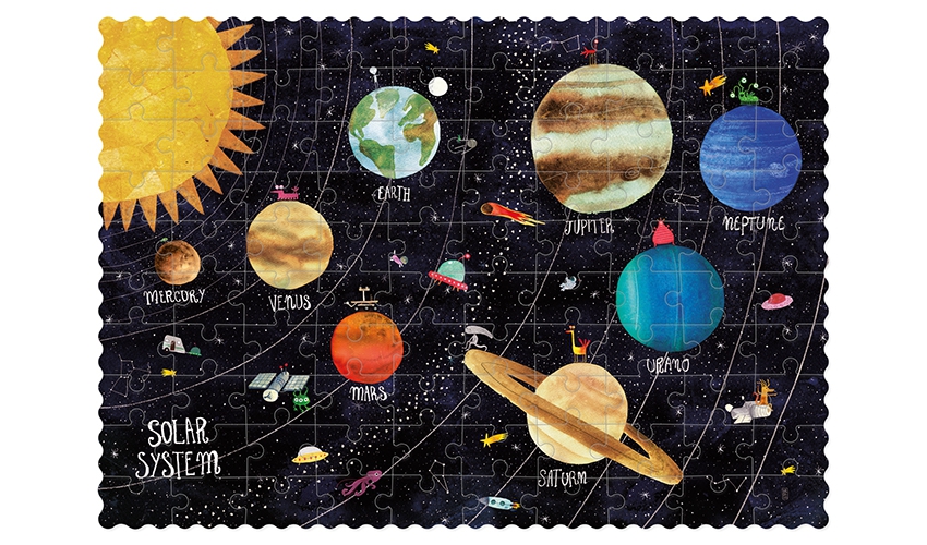 Puzzle Pocket Descobre o Planeta Quebra-cabeças do Sistema Solar com planetas coloridos e o Sol num fundo preto com estrelas