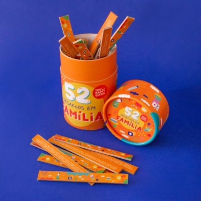 Embalagem laranja do jogo 