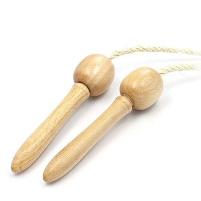 Corda de saltar com pegas de madeira clara