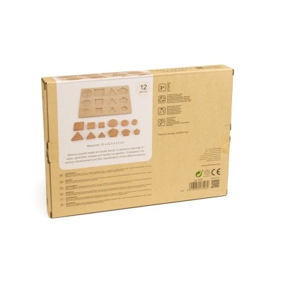 Embalagem de cartão castanho com 12 peças de madeira com formas geométricas em relevo e texto informativo.
