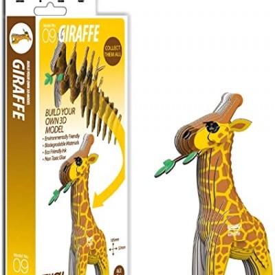 Puzzle 3D girafa em material ecológico e embalagem amarela.