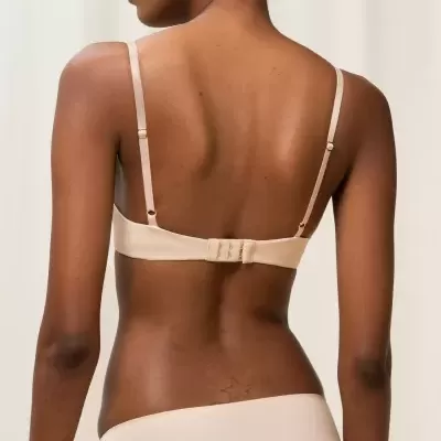 BODY&#x20;MAKE-UP&#x20;ESSENTIALS&#x20;WDP