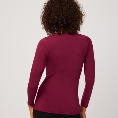 Camisola&#x20;t&#x00E9;rmica&#x20;com&#x20;manga&#x20;e&#x20;decote&#x20;em&#x20;bico&#x20;rendado&#x20;ysabel&#x20;mora&#x20;70014