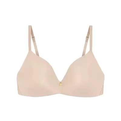 BODY&#x20;MAKE-UP&#x20;ESSENTIALS&#x20;P&#x20;01