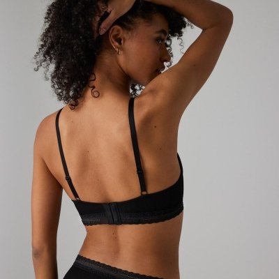 Soutien&#x20;ysabel&#x20;mora&#x20;copa-b&#x20;10604