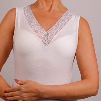 Singlete&#x20;decote&#x20;em&#x20;renda&#x20;84-68