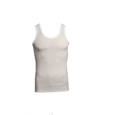 Camisola interior sem mangas branca em fundo branco