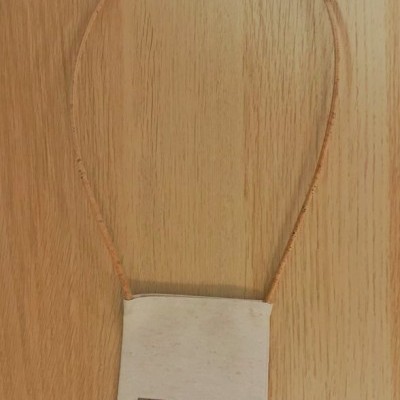 Sacola pequena de tecido com alça e imagens de janelas