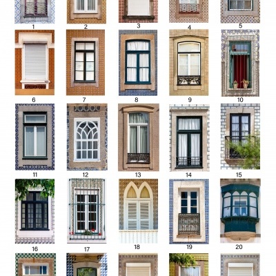 Catálogo com 25 janelas de diferentes estilos e cores, cada uma com moldura de azulejos coloridos.