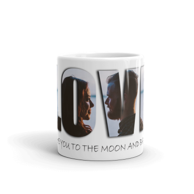 Caneca branca com letras e fotografias