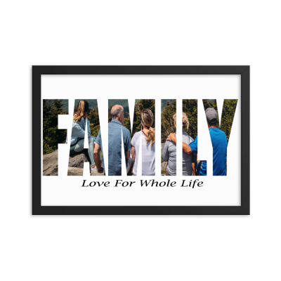 quadro decorativo com a palavra FAMILY com foto de pessoas e texto Love For Whole Life