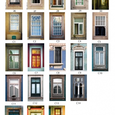 Mosaico de janelas e portas numeradas da cidade do Porto em vários estilos e cores