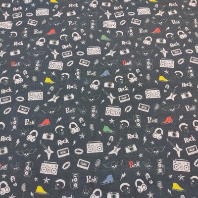 tecido padrão preto com desenhos musicais e palavras Rock e Punk