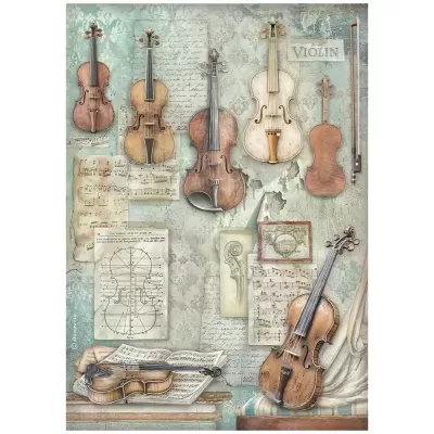 Vários violinos pendurados na parede com partituras e desenhos técnicos, em ambiente vintage.