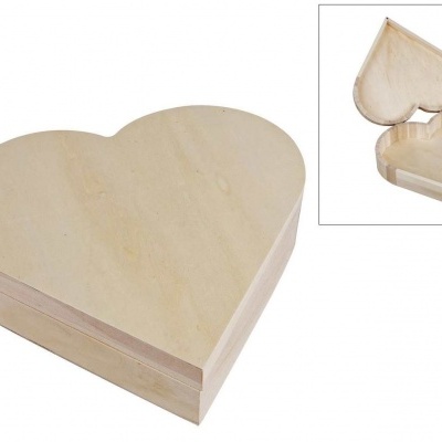 Caixa de madeira em forma de coração com tampa destacável