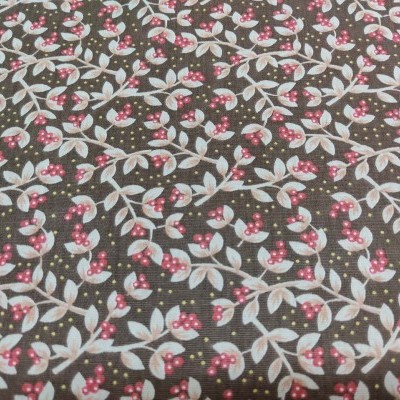 Tecido com padrão floral em fundo castanho escuro