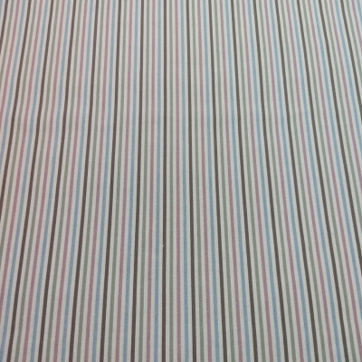 Tecido de algodão com riscas verticais coloridas