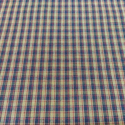 Tecido xadrez azul, branco e vermelho com textura de algodão