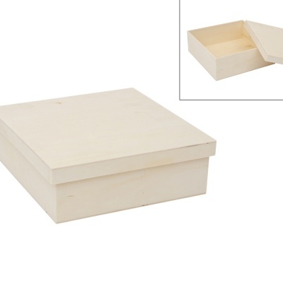 Caixa quadrada em madeira clara com tampa removível