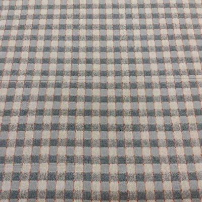 Tecido padrão quadrados cinza, branco e linhas laranja