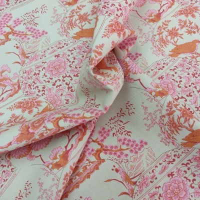 tecido com padrão floral rosa e laranja