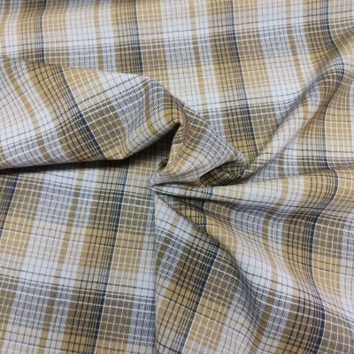 Tecido xadrez bege e castanho com pregas