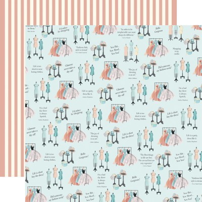 Papel de parede azul claro com manequins e roupas coloridas e textos em inglês
