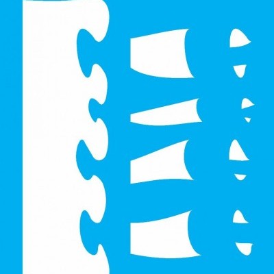 Molde branco com recortes em fundo azul