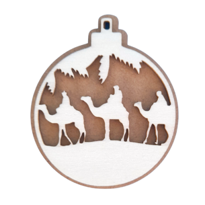Enfeite natalício em madeira com camelos e árvores recortadas