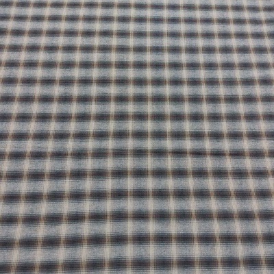 Tecido xadrez cinza, preto e branco com textura visível