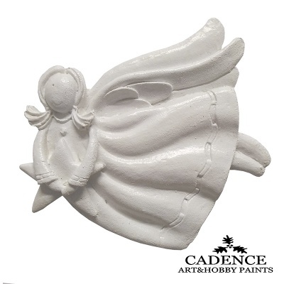 Figura decorativa de anjo branco segurando uma estrela