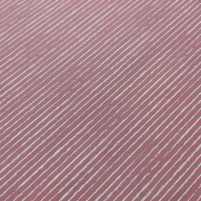 Tecido rosa com riscas brancas diagonais